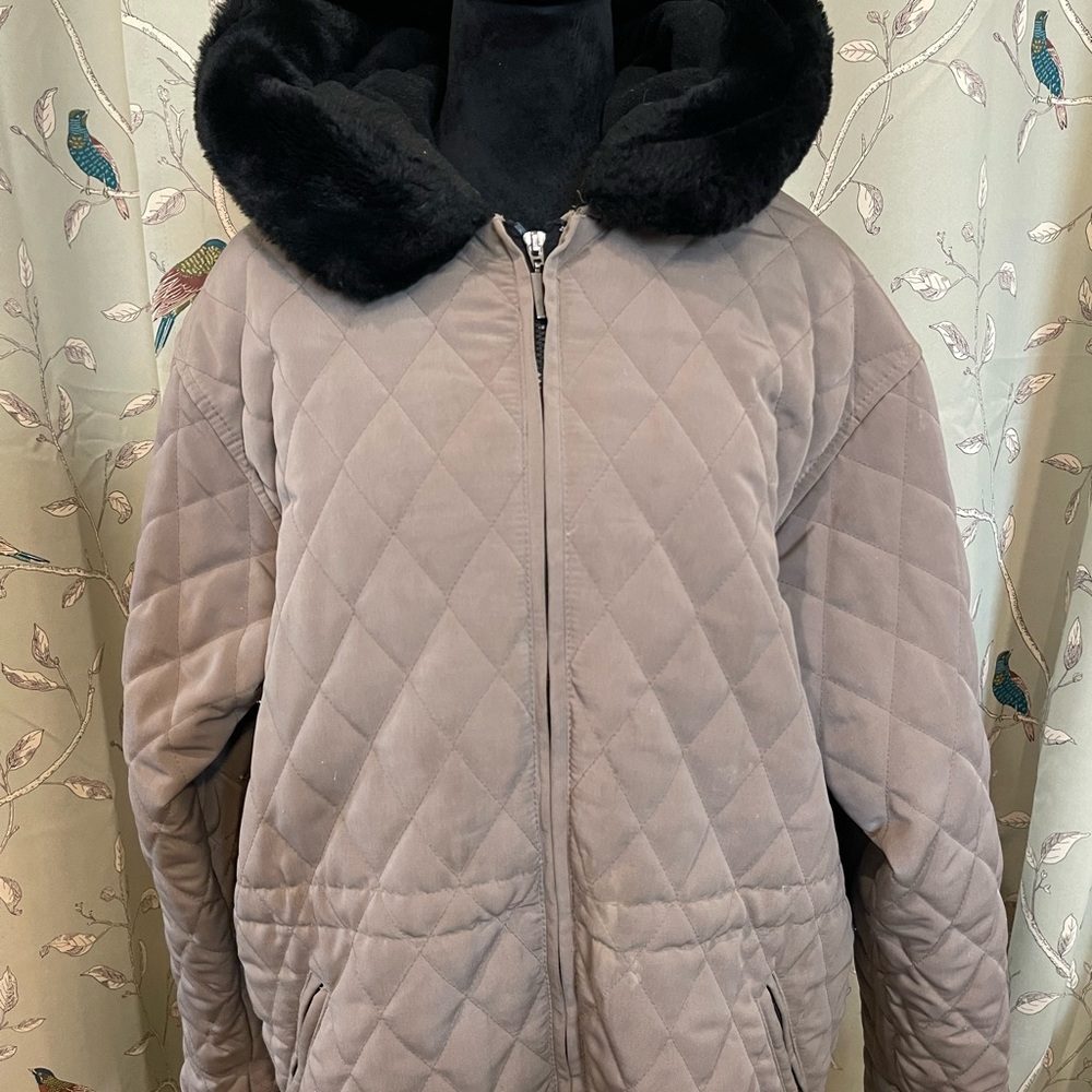Women's Quilted Jacket large tan with black Faux Fur Hood comfy casual srilanka